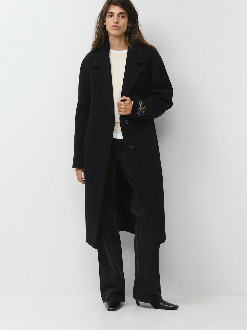 Aritzia The Only Coat - Picture 2 of 4